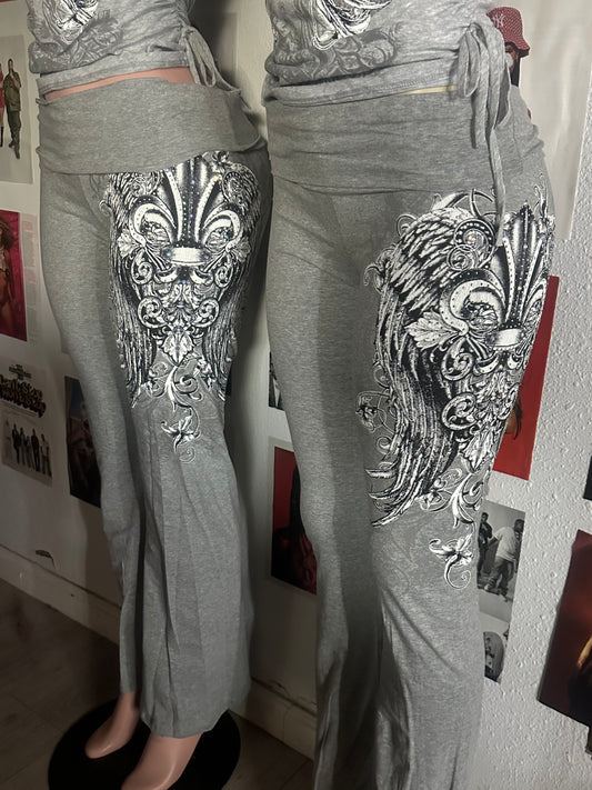 De lis grey fold over yoga pants